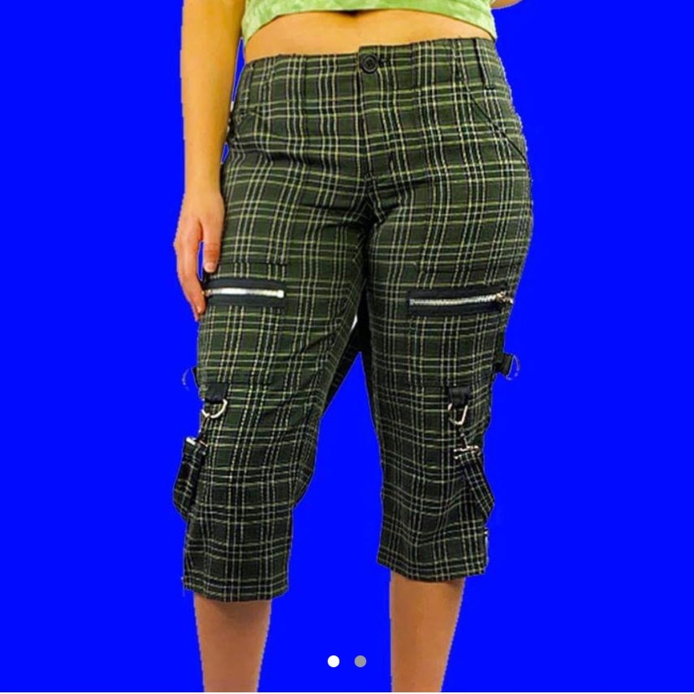 TRIPP NYC GREEN PLAID SUSPENDER CAPRIS PANTS